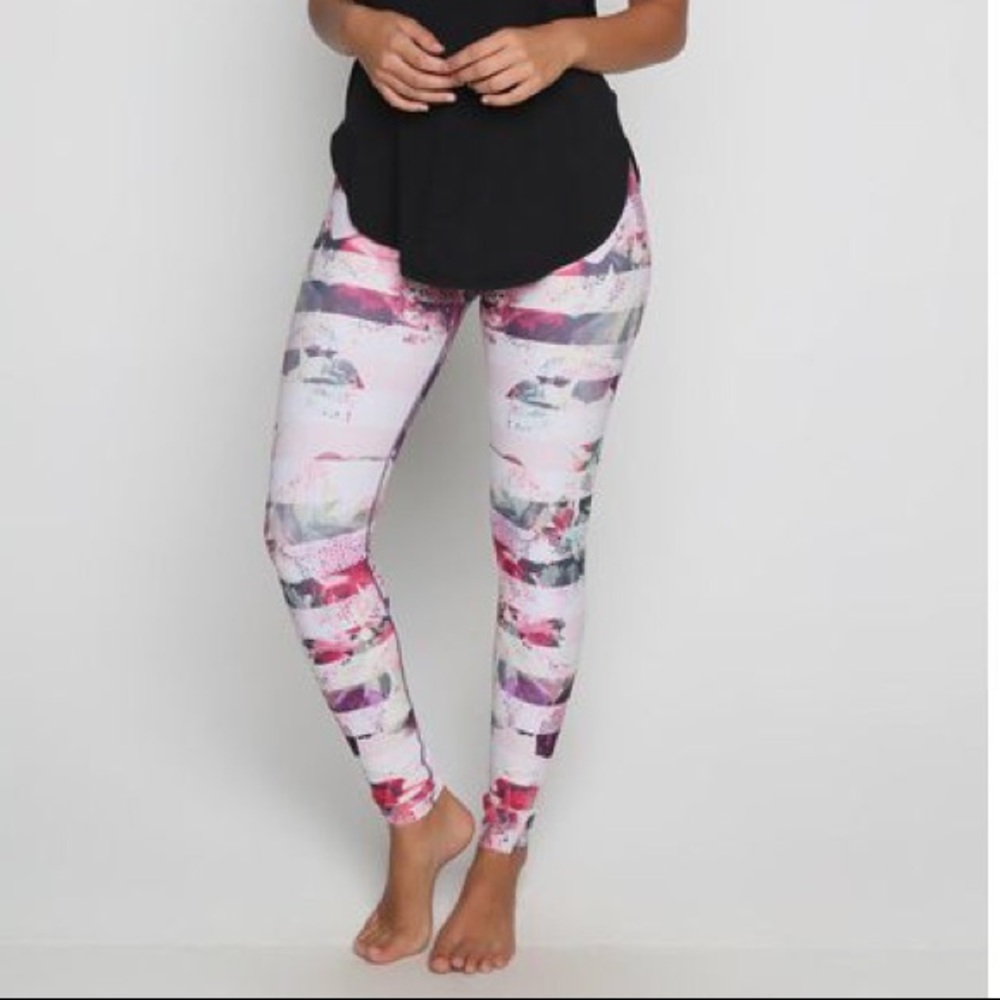 JIVA Flex Leggings (yoga pants) SM